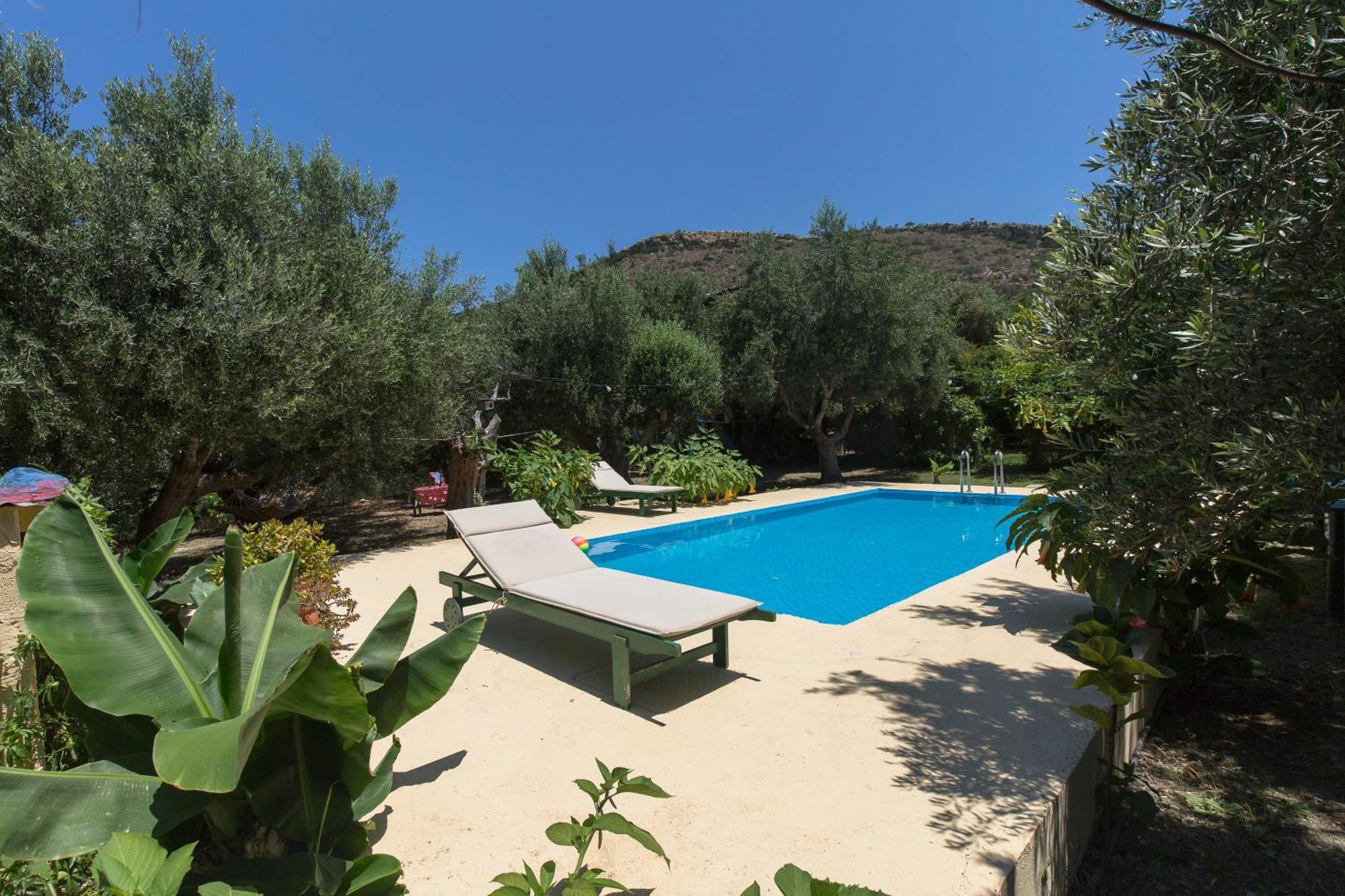 DhrapaniásSofiana'S Garden Retreat With Private Pool公寓 外观 照片
