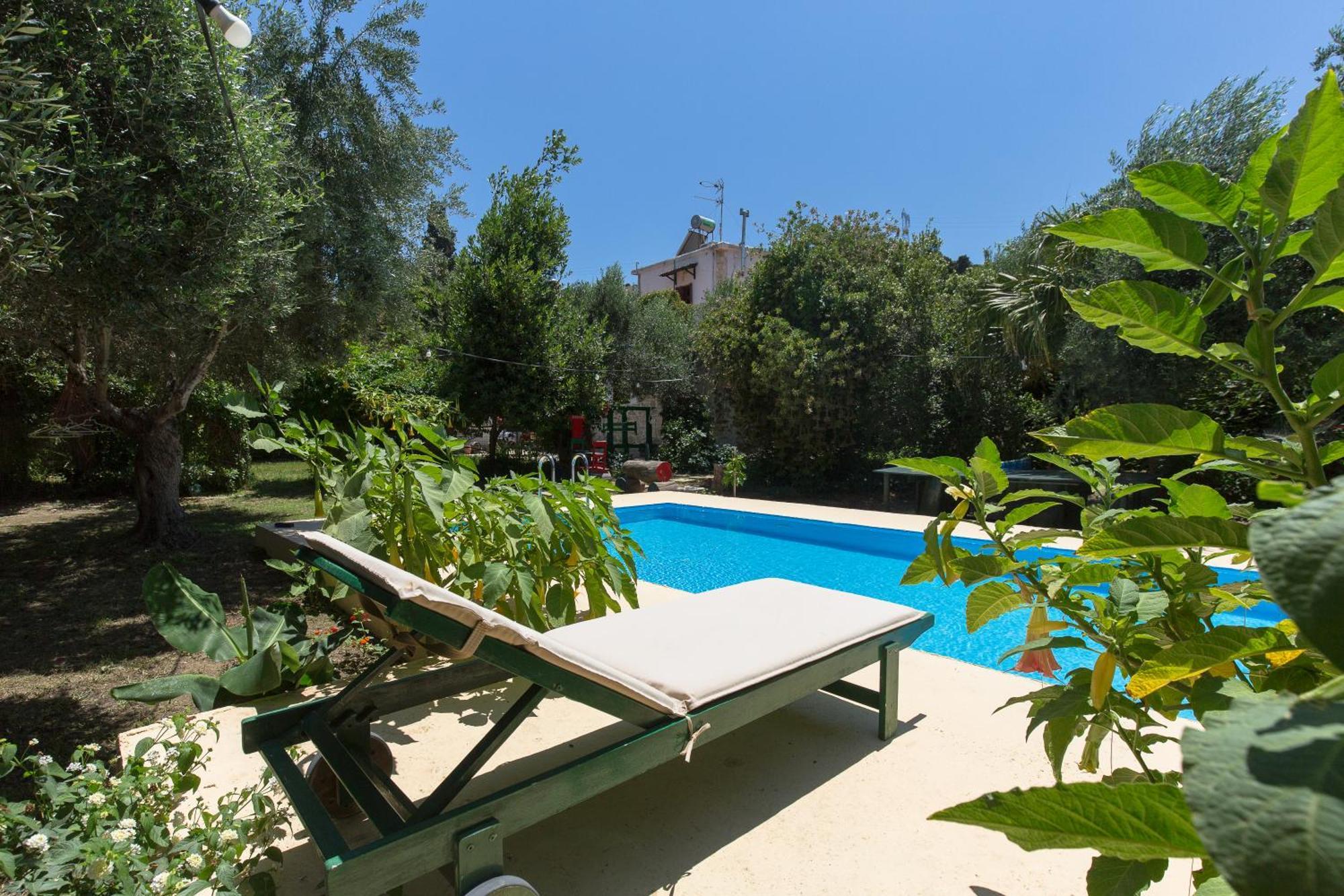 DhrapaniásSofiana'S Garden Retreat With Private Pool公寓 外观 照片