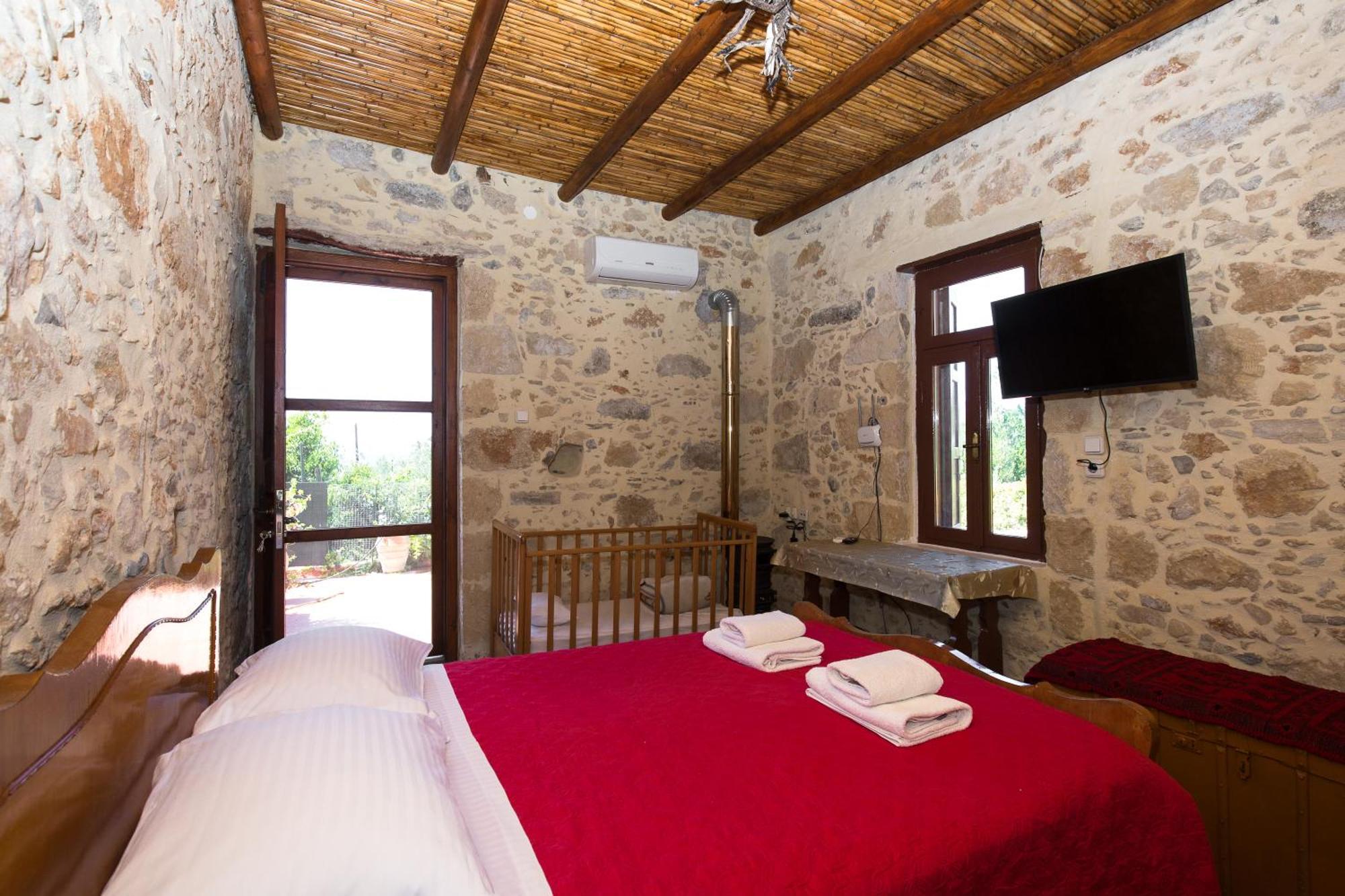 DhrapaniásSofiana'S Garden Retreat With Private Pool公寓 外观 照片